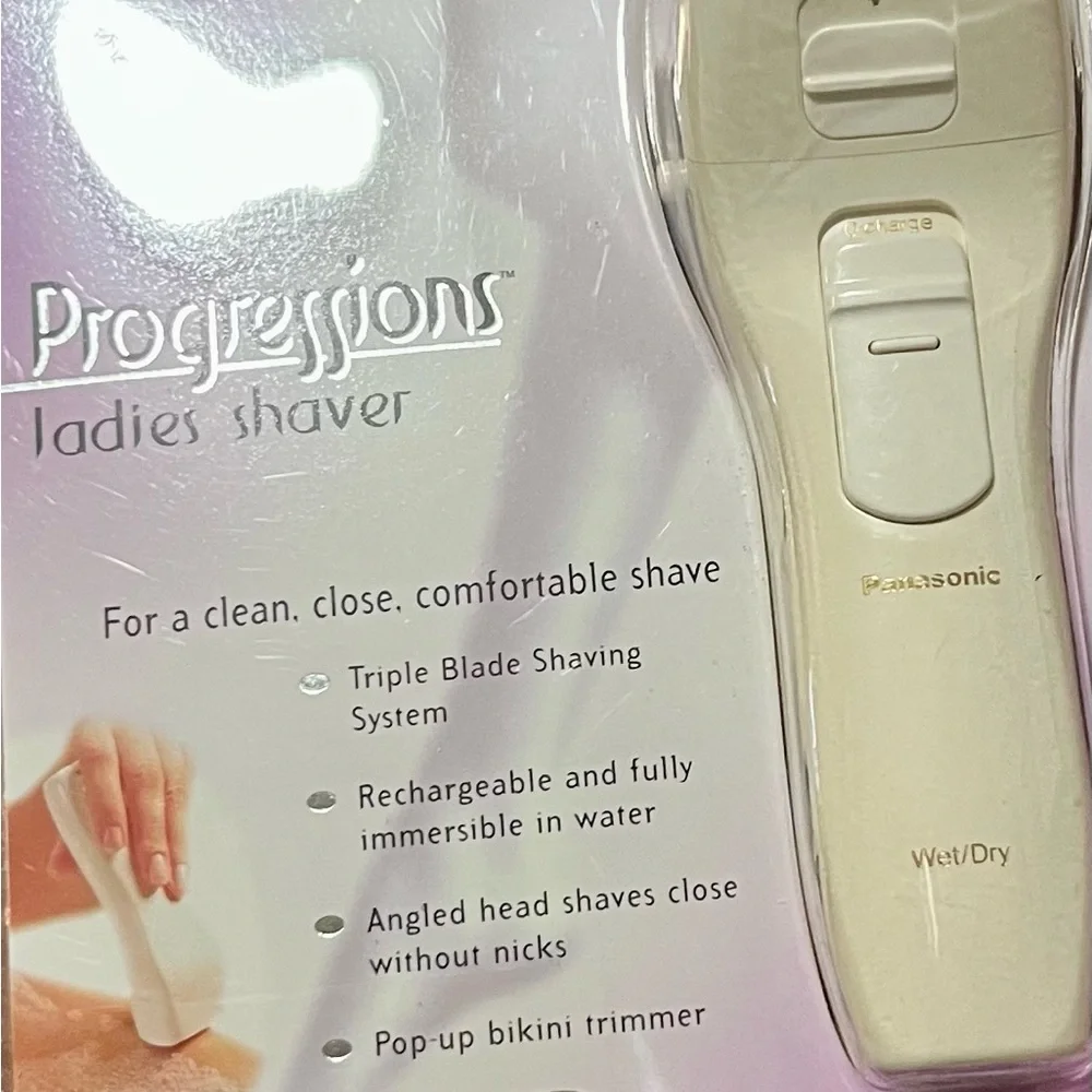 Panasonic Progressions ES205 Ladies Shaver Wet Dry Triple Blade New Sealed VTG